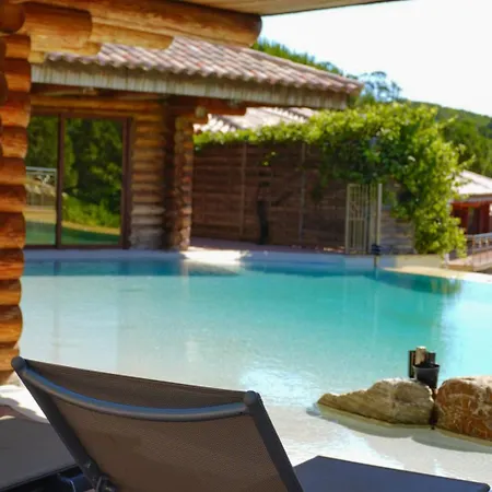 Chalet Triple Chalet
