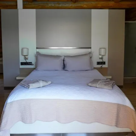 Chalet Chalet Triple